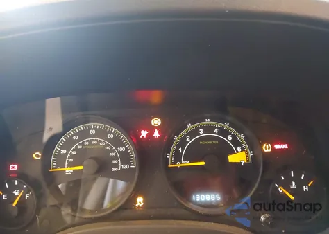 2016 Jeep Compass Sport z USA, uszkodzony, nr VIN 1C4NJCBA7GD621393